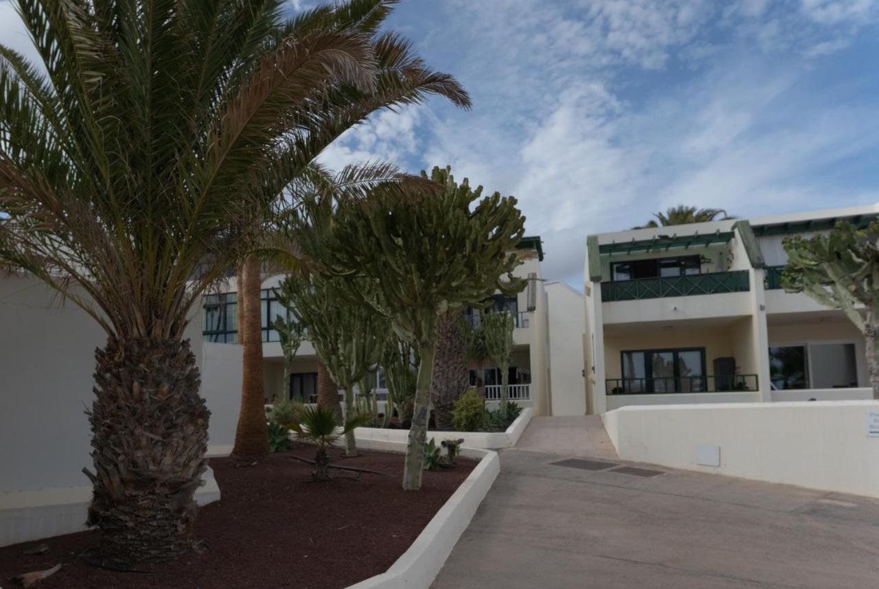 Suri Costa Teguise Apartment Exterior foto
